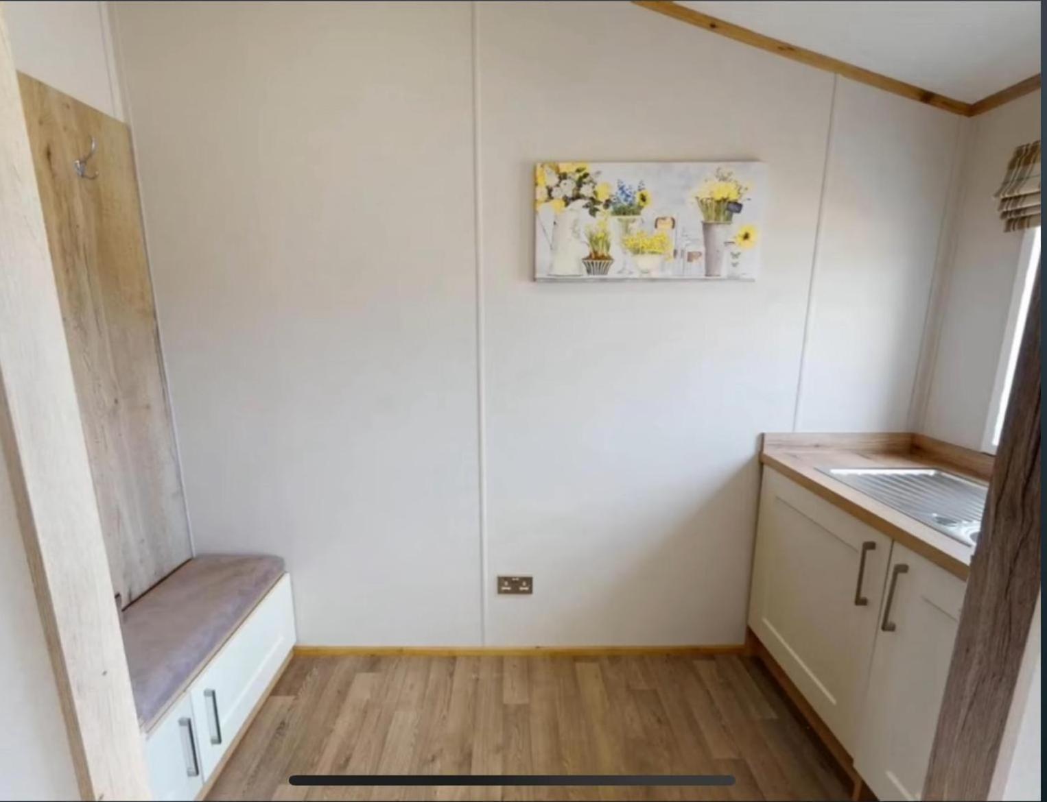 Golden Anchor - The Oakland Lodge - Coastal Caravan Breaks Chapel St. Leonards Exterior foto